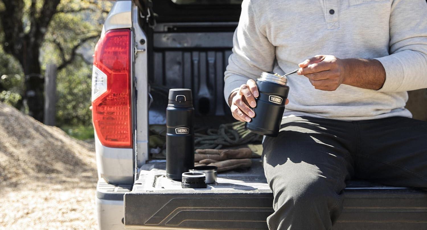 imageTHERMOS Stainless King VacuumInsulated Food Jar with Spoon 16 Ounce Midnight Bluestainlesssteel