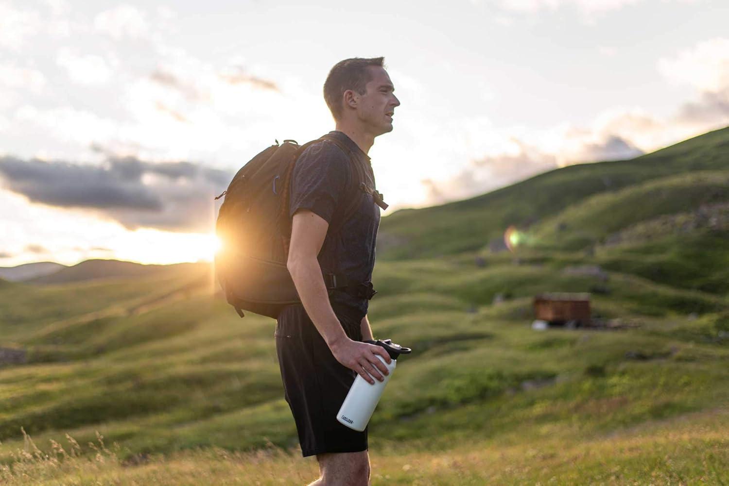 imageCamelBak Eddy Insulated Stainless Steel Bite Valve Straw Water BottleNavy