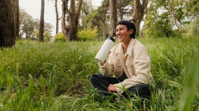 imageCamelBak Eddy Insulated Stainless Steel Bite Valve Straw Water BottleNavy