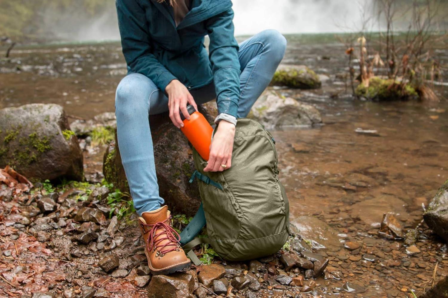 imageCamelBak Eddy Insulated Stainless Steel Bite Valve Straw Water BottleNavy